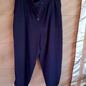 Sz 24 Plus Navy wide leg Cropped Dress pants